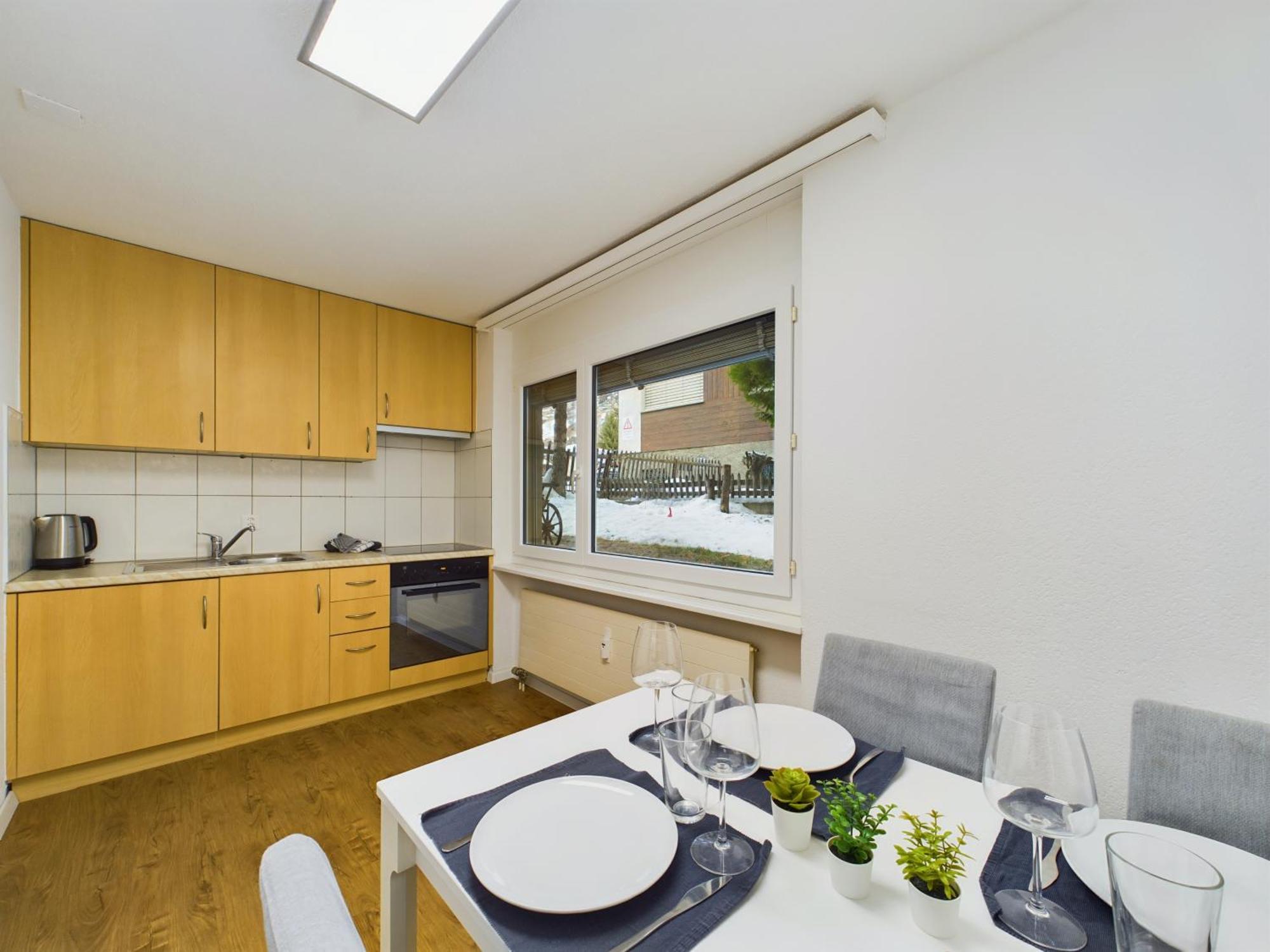 Alpine Retreat 4 Person Apartment Near Zermatt With Parking! Täsch Eksteriør bilde