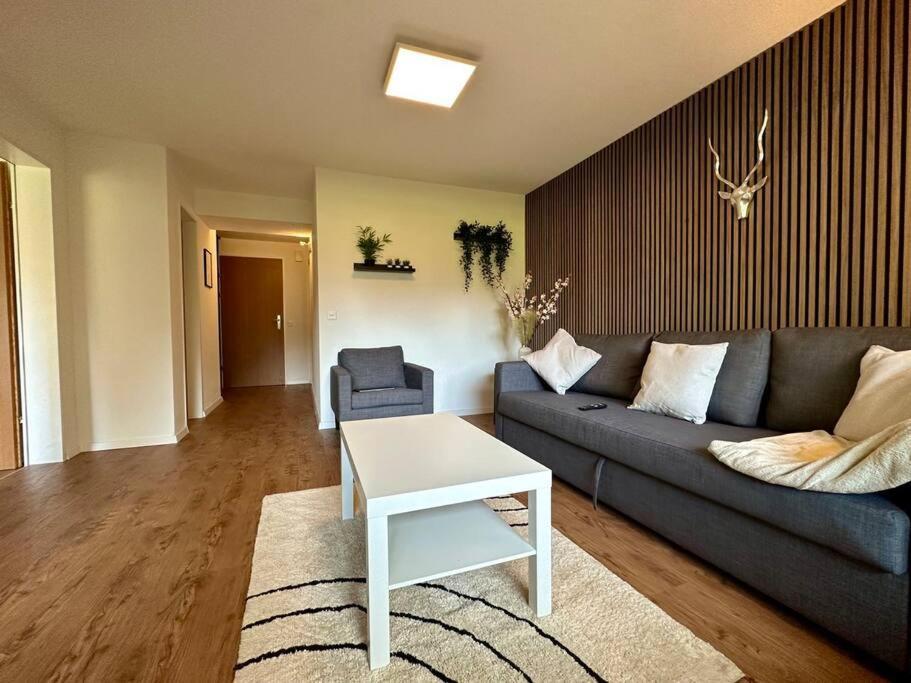 Alpine Retreat 4 Person Apartment Near Zermatt With Parking! Täsch Eksteriør bilde
